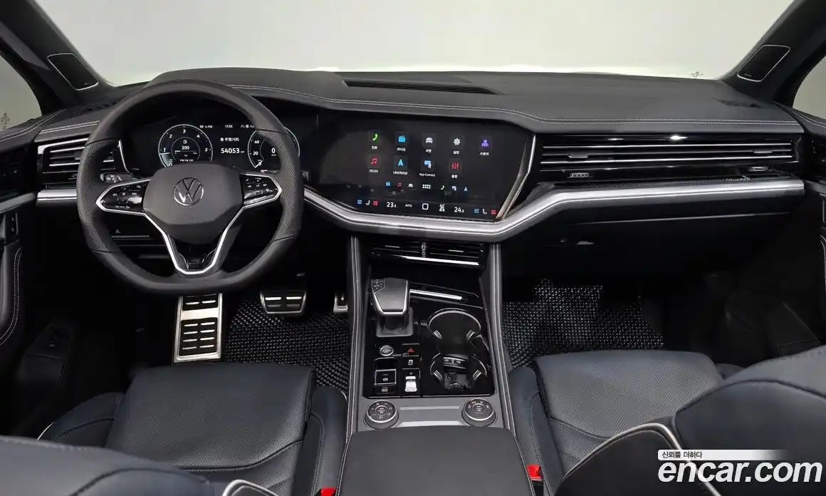 Volkswagen Touareg 2024 3.0 гидро в Москве № 214967, фото 6