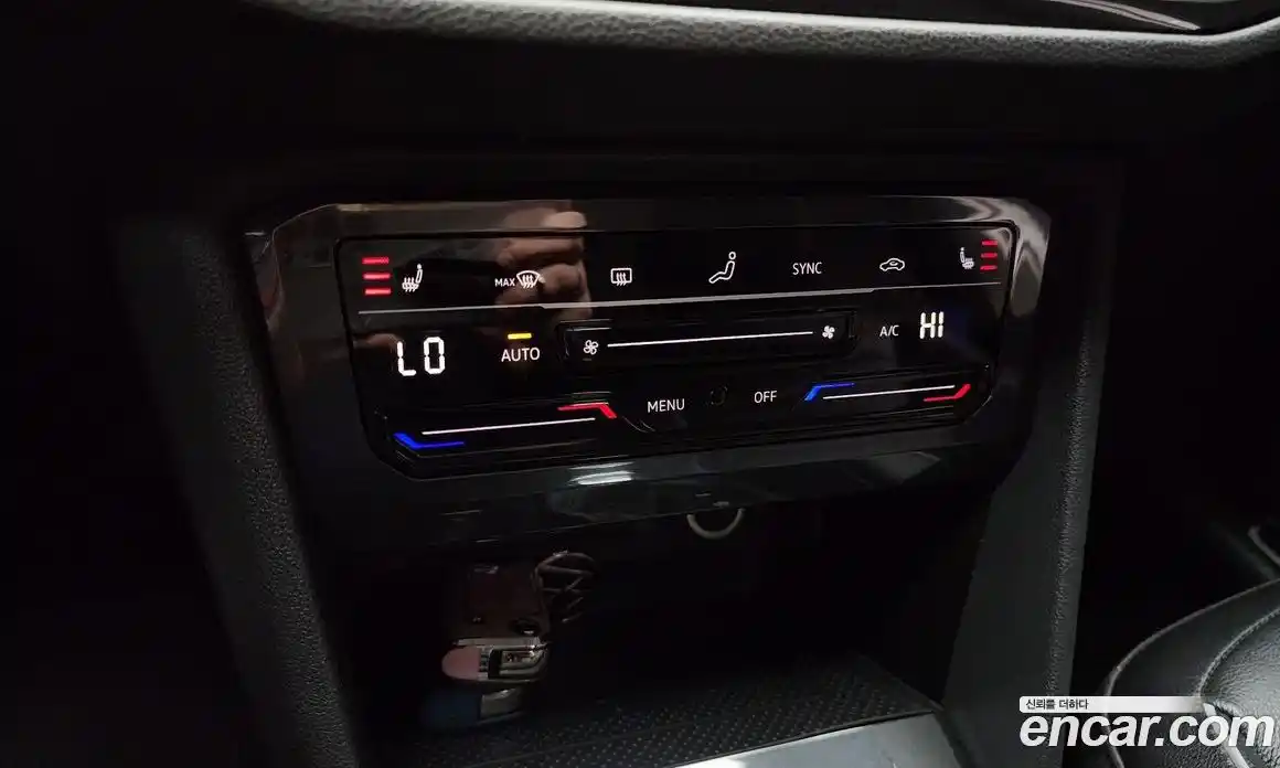 Volkswagen Tiguan 2021 2.0 гидро в Москве № 214981, фото 17