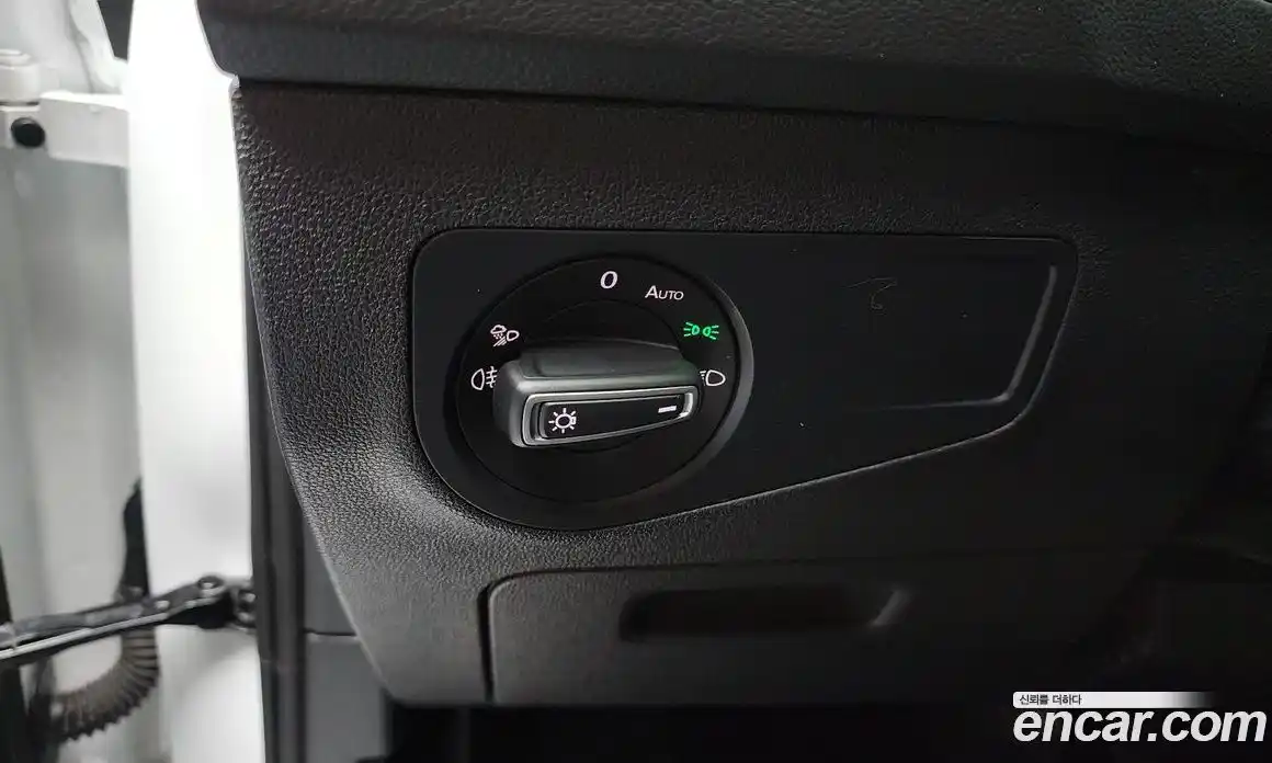 Volkswagen Tiguan 2021 2.0 гидро в Москве № 214981, фото 18