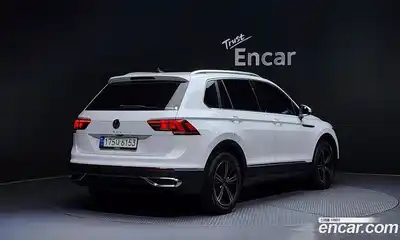 Volkswagen Tiguan 2021 2.0 гидро в Москве № 214981, миниатюра 2