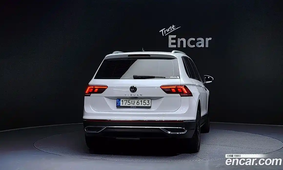 Volkswagen Tiguan 2021 2.0 гидро в Москве № 214981, фото 4