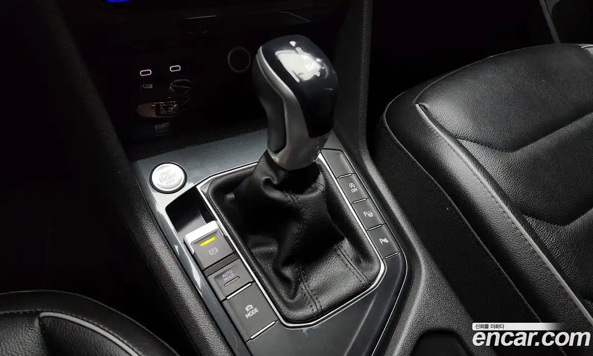 Volkswagen Tiguan 2021 2.0 гидро в Москве № 214981, фото 9