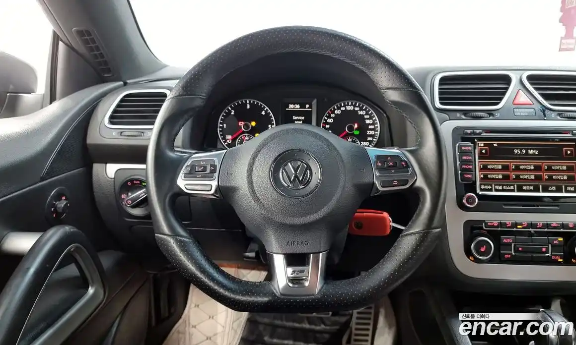 Volkswagen Scirocco 2012 2.0 гидро в Москве № 215283, фото 13