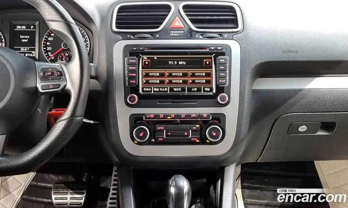 Volkswagen Scirocco 2012 2.0 гидро в Москве № 215283, фото 14