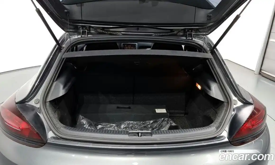 Volkswagen Scirocco 2012 2.0 гидро в Москве № 215283, фото 20