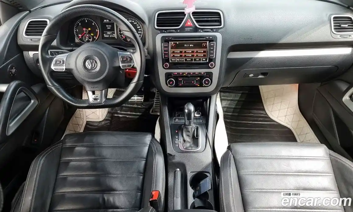 Volkswagen Scirocco 2012 2.0 гидро в Москве № 215283, фото 7