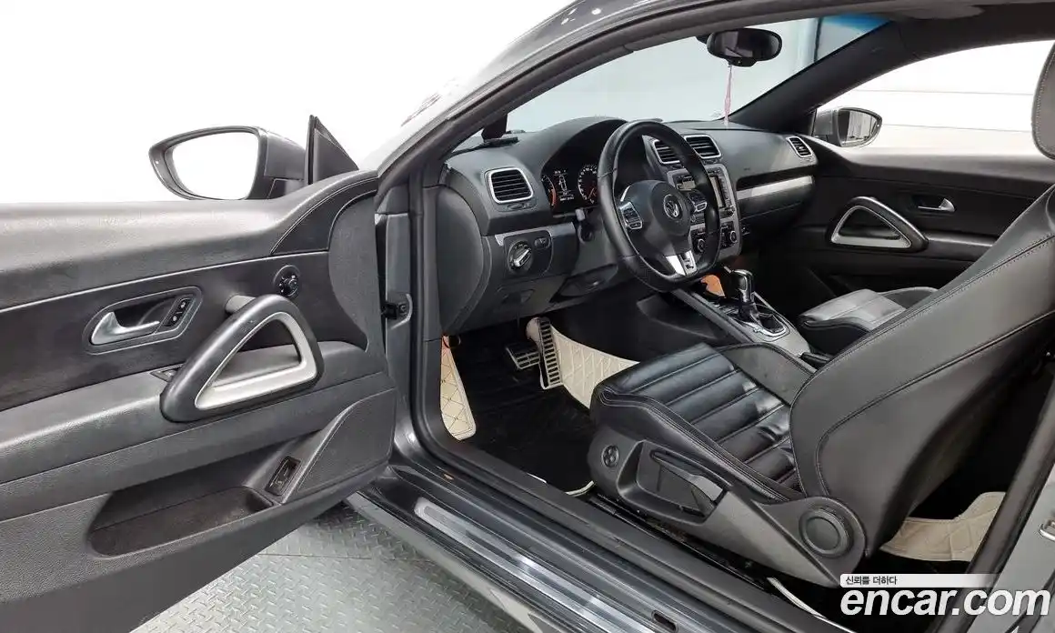 Volkswagen Scirocco 2012 2.0 гидро в Москве № 215283, фото 10