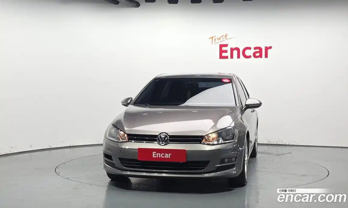 Volkswagen Golf 2013 1.6 гидро в Москве № 215318, фото 3