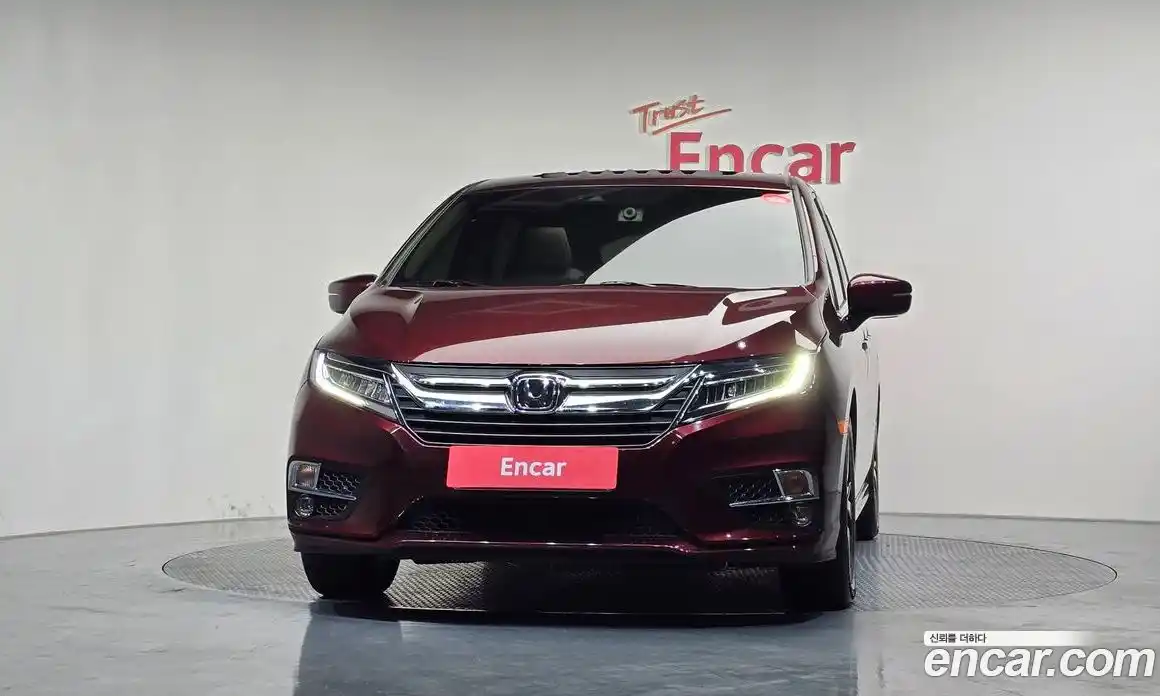 Honda Odyssey 2018 3.5 гидро в Москве № 215677, фото 3