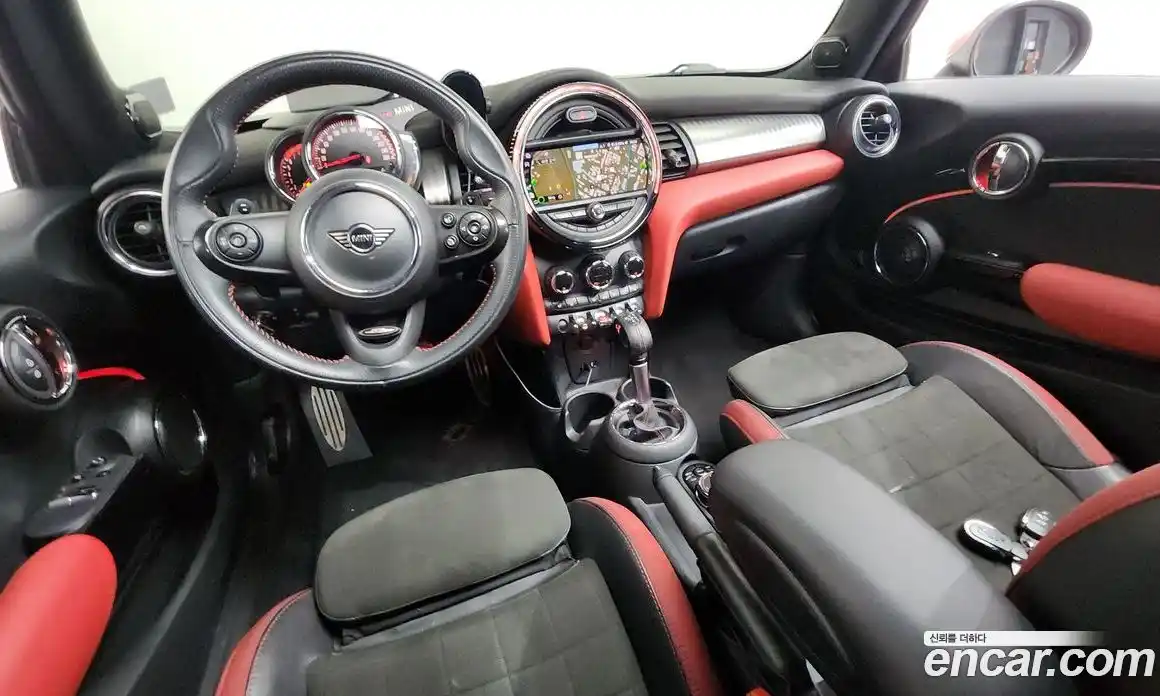 Mini Cooper 2019 2.0 гидро в Москве № 226640, фото 7