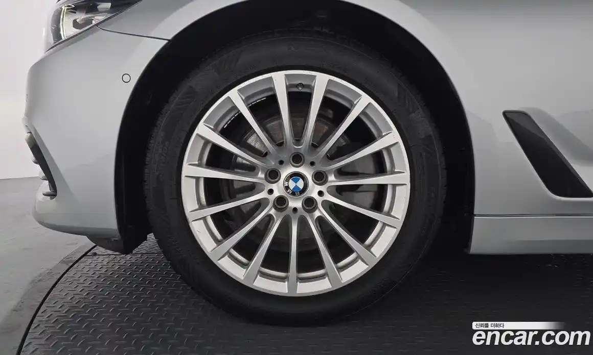 BMW 5-Series 2019 2.0 гидро в Москве № 228969, фото 5