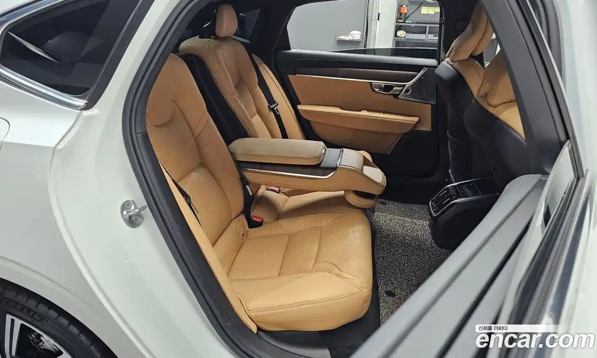 Volvo S90 2022 2.0 гидро в Москве № 230399, фото 12