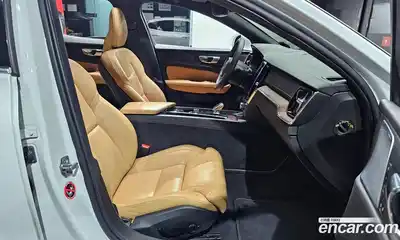 Volvo S60 2021 2.0 гидро в Москве № 230484, миниатюра 10