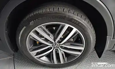 Volkswagen Tiguan 2022 2.0 гидро в Москве № 232099, миниатюра 5