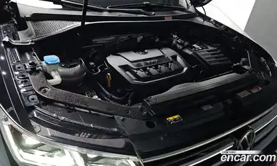 Volkswagen Tiguan 2022 2.0 гидро в Москве № 232099, миниатюра 6
