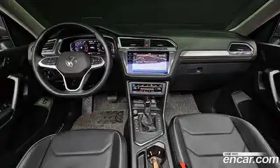 Volkswagen Tiguan 2022 2.0 гидро в Москве № 232099, миниатюра 7