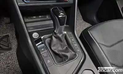 Volkswagen Tiguan 2022 2.0 гидро в Москве № 232099, миниатюра 9