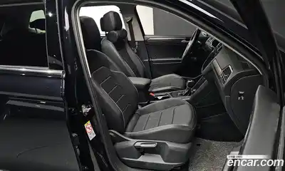 Volkswagen Tiguan 2022 2.0 гидро в Москве № 232099, миниатюра 10