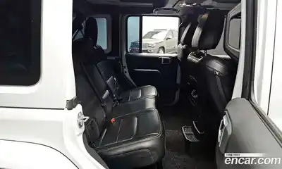 Jeep Wrangler 2022 2.0 гидро в Москве № 232456, миниатюра 11
