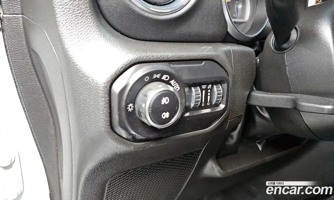 Jeep Wrangler 2022 2.0 гидро в Москве № 232456, фото 18