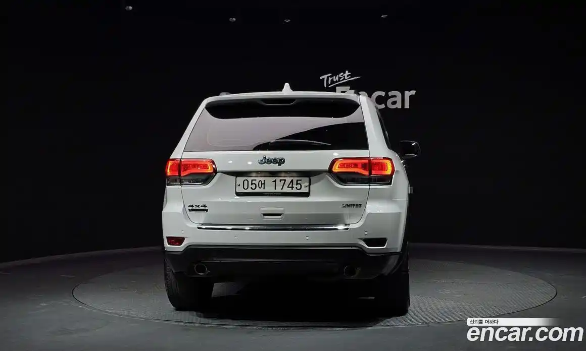 Jeep Cherokee 2014 3.0 гидро в Москве № 232751, фото 4