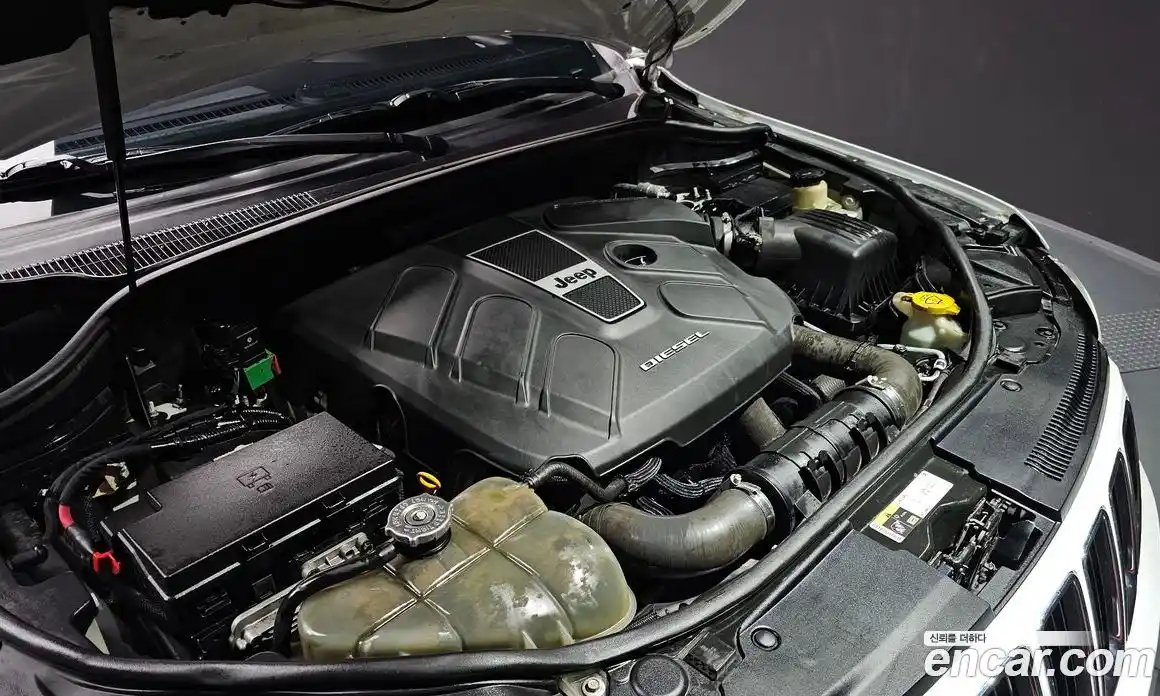 Jeep Cherokee 2014 3.0 гидро в Москве № 232751, фото 6