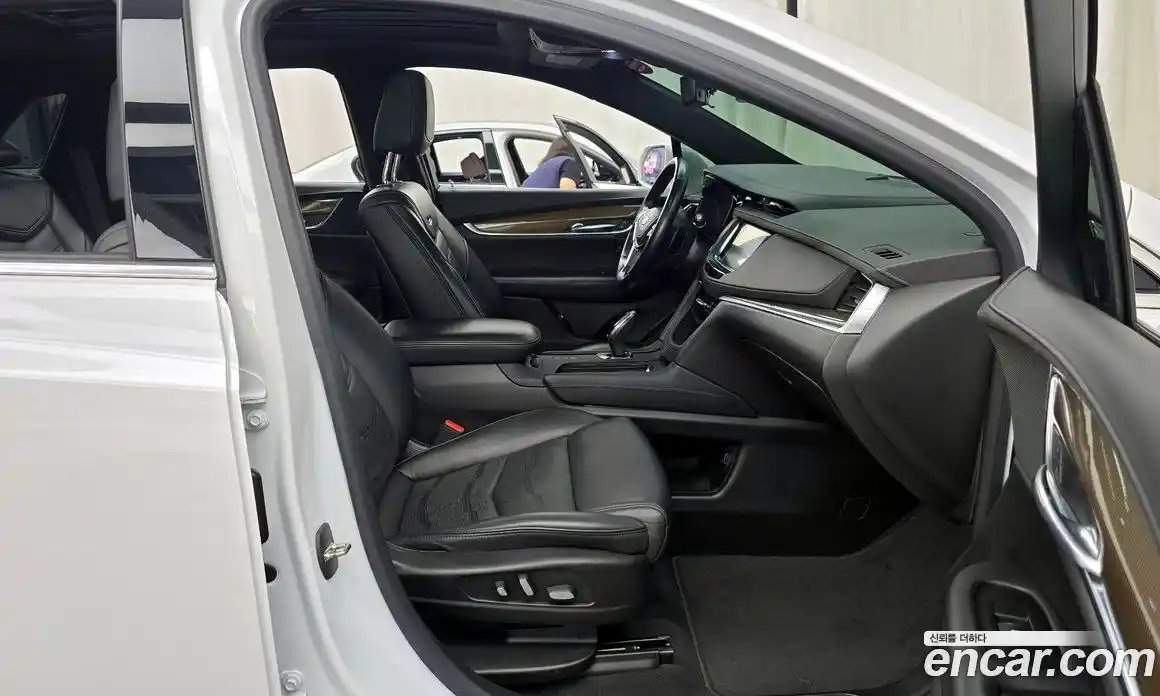 Cadillac XT5 2019 3.6 гидро в Москве № 256480, фото 11