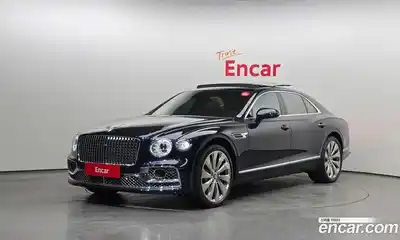 Bentley Flying Spur, 2022