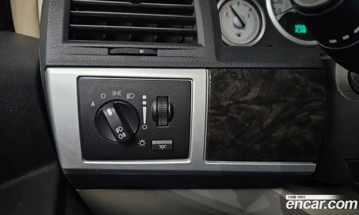 Chrysler Grand Voyager 2009 3.8 гидро в Москве № 256759, фото 16