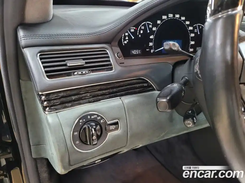 Maybach 57 2011 5.5 гидро в Москве № 256941, фото 12