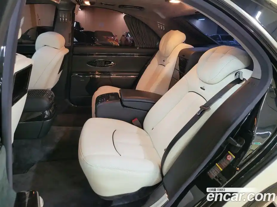 Maybach 57 2011 5.5 гидро в Москве № 256941, фото 16