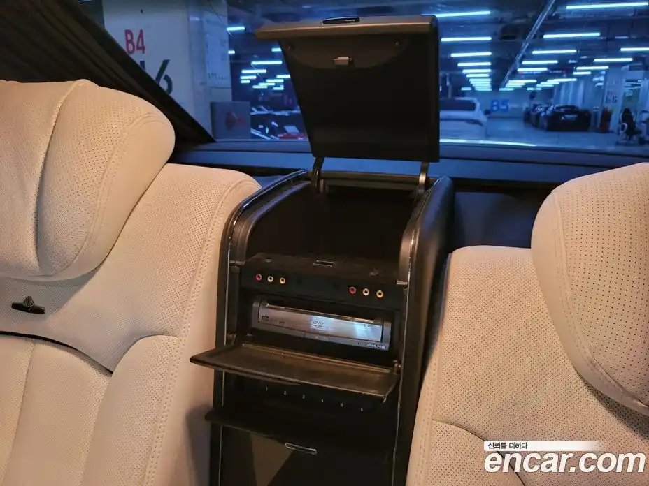 Maybach 57 2011 5.5 гидро в Москве № 256941, фото 19