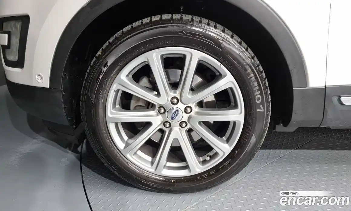Ford Explorer 2016 2.3 гидро в Москве № 258013, фото 5