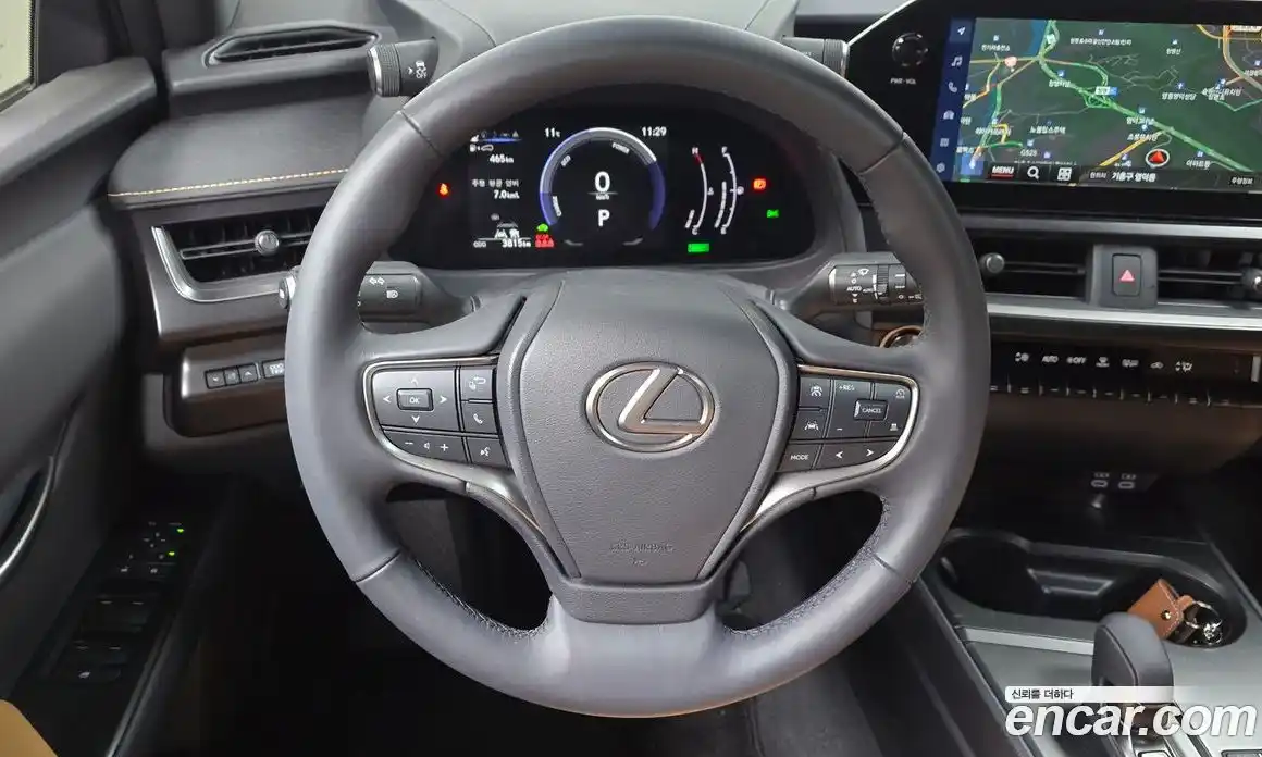 Lexus UX 2025 2.0 гидро в Москве № 275285, фото 13