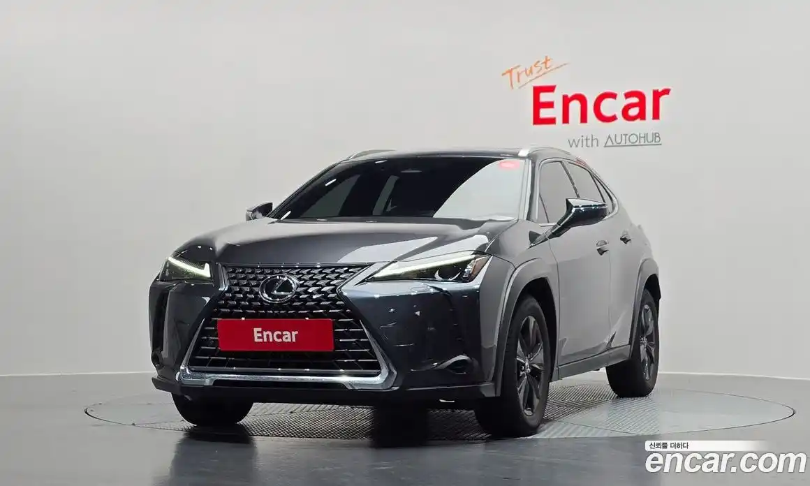 Lexus UX 2025 2.0 гидро в Москве № 275285, фото 3
