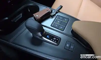 Lexus UX 2025 2.0 гидро в Москве № 275285, миниатюра 9