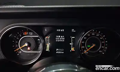 Jeep Wrangler 2021 2.0 гидро в Москве № 278438, миниатюра 8