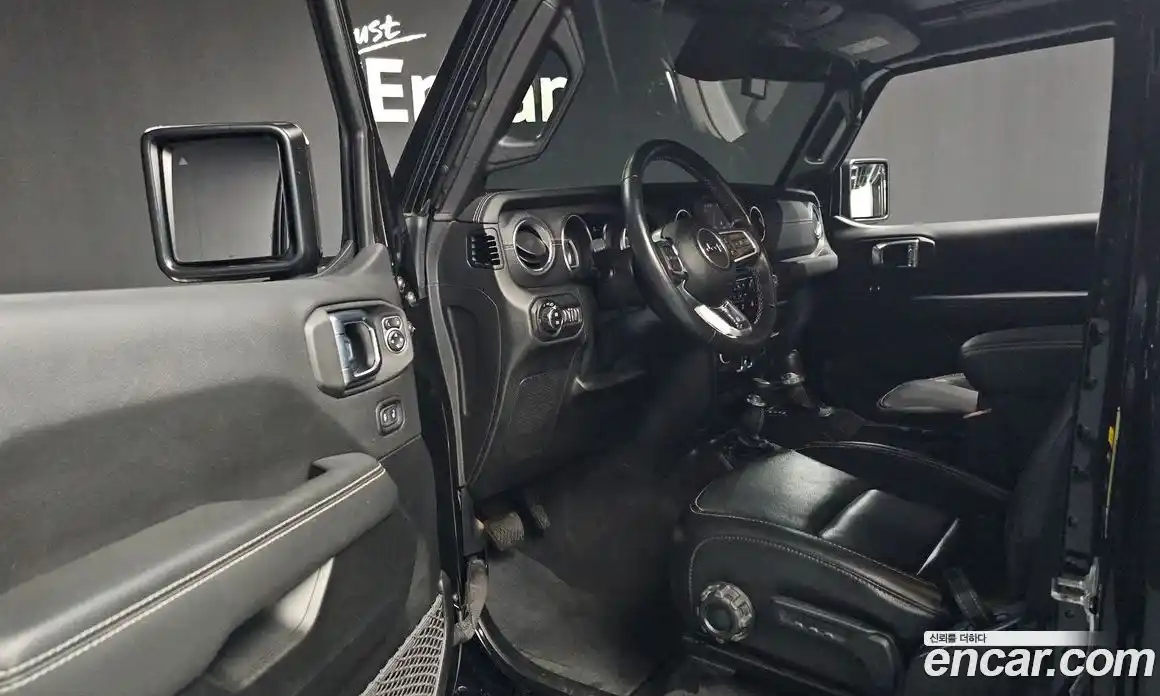 Jeep Wrangler 2021 2.0 гидро в Москве № 278438, фото 10