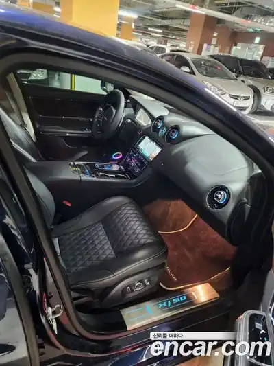 Jaguar XJ 2019 3.0 гидро в Москве № 283810, миниатюра 9