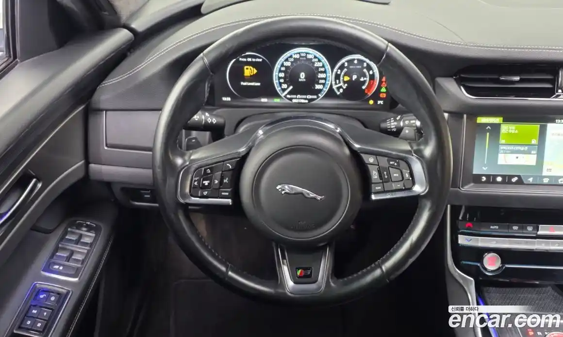 Jaguar XF 2017 3.0 гидро в Москве № 304950, фото 13