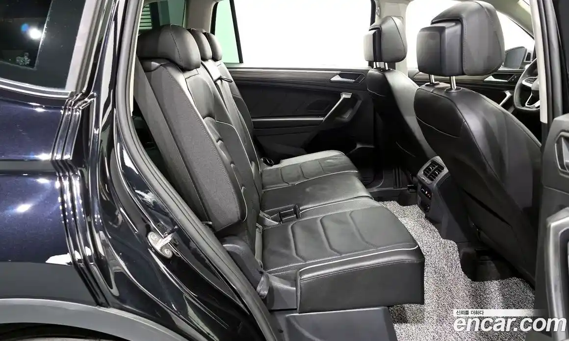 Volkswagen Tiguan 2022 2.0 гидро в Москве № 317697, фото 12