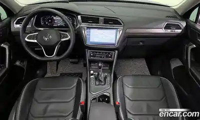 Volkswagen Tiguan 2022 2.0 гидро в Москве № 317697, миниатюра 7