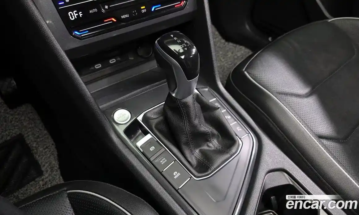 Volkswagen Tiguan 2022 2.0 гидро в Москве № 317697, фото 9