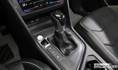 Volkswagen Tiguan 2022 2.0 гидро в Москве № 317697, миниатюра 9