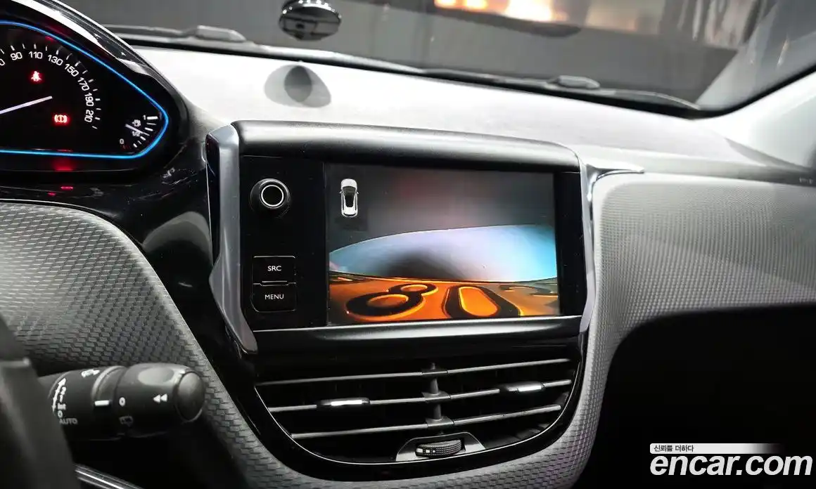 Peugeot 2008 2015 1.6 гидро в Москве № 320603, фото 15