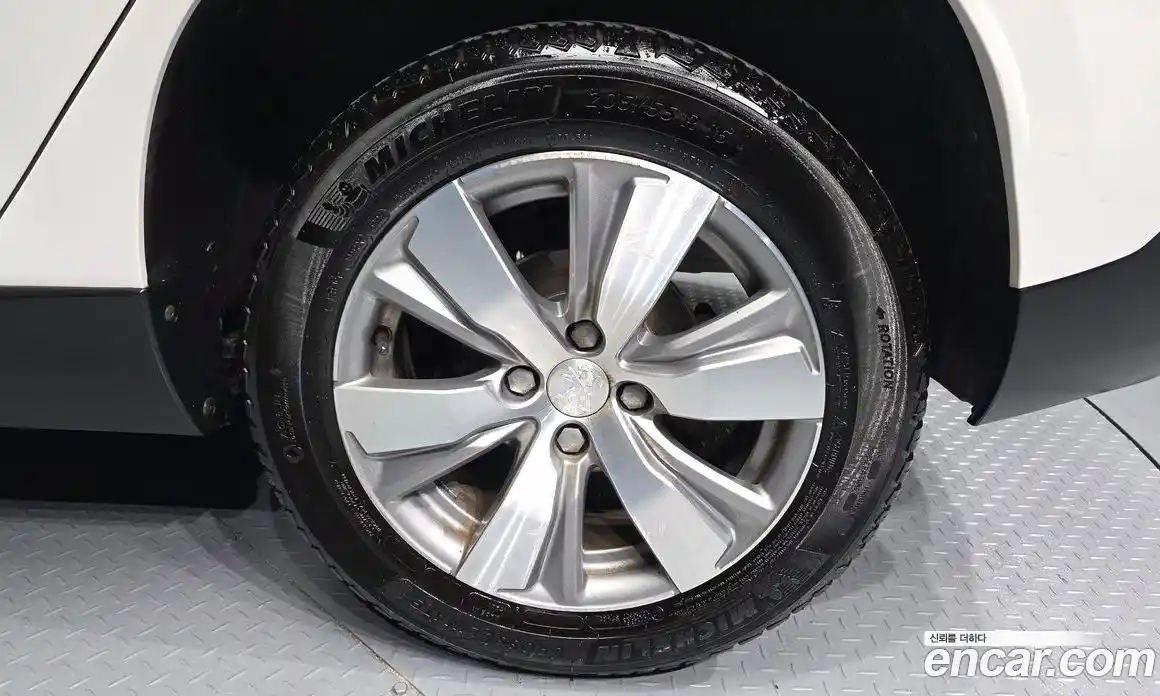 Peugeot 2008 2015 1.6 гидро в Москве № 320603, фото 5