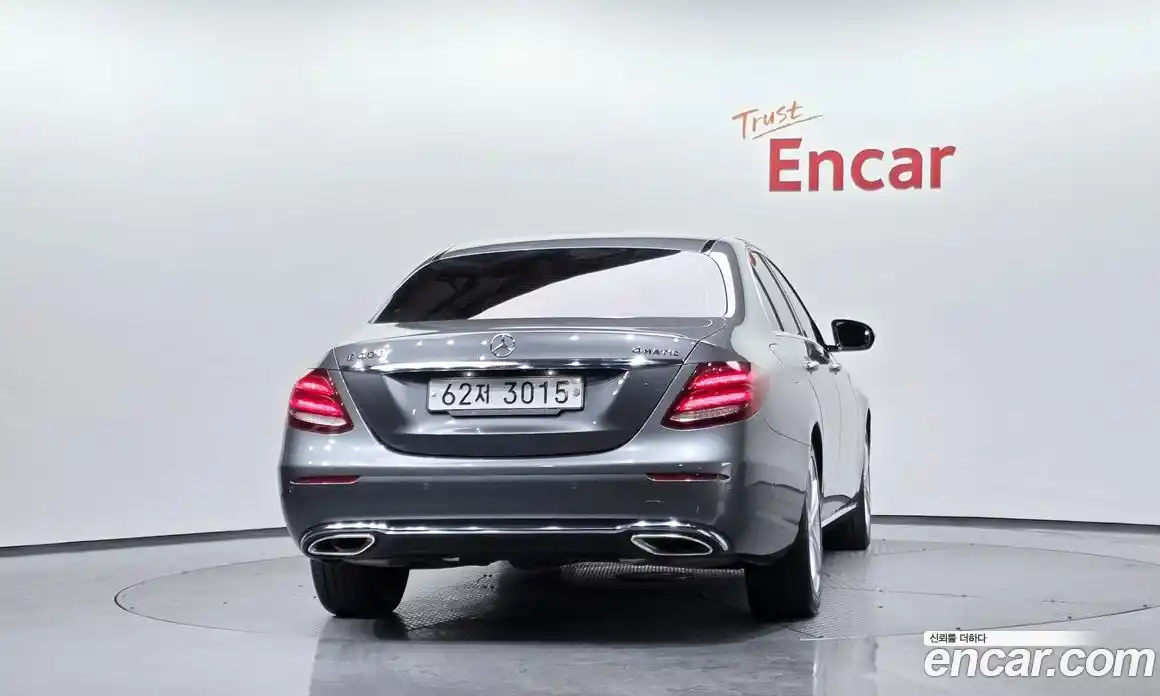 Mercedes-Benz E-Class 2018 2.0 гидро в Москве № 322303, фото 3