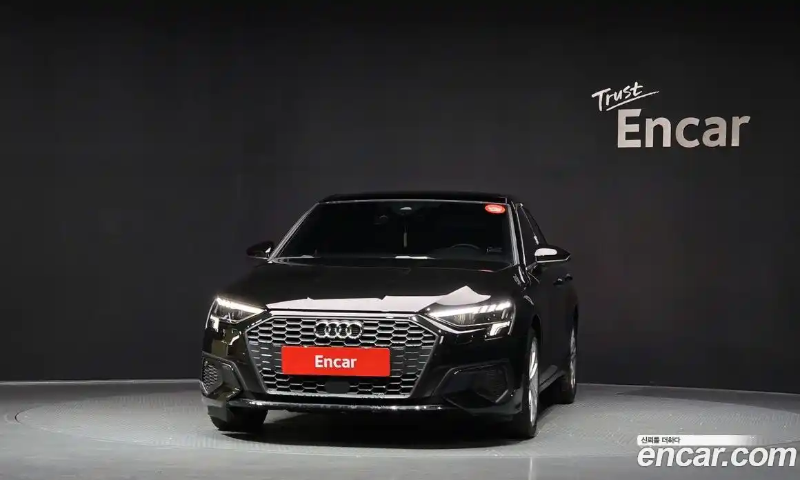 Audi A3 2024 2.0 гидро в Москве № 326508, фото 3