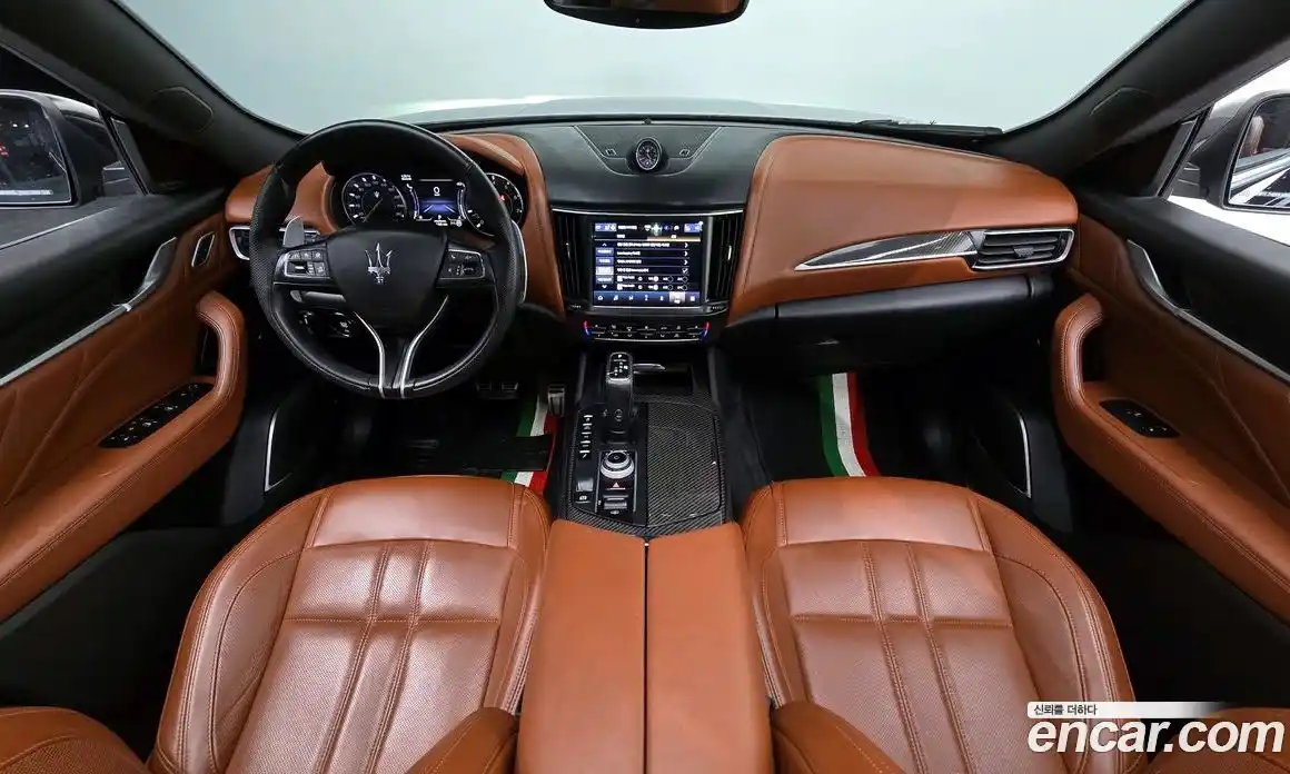 Maserati Levante 2021 3.0 гидро в Москве № 331060, фото 7