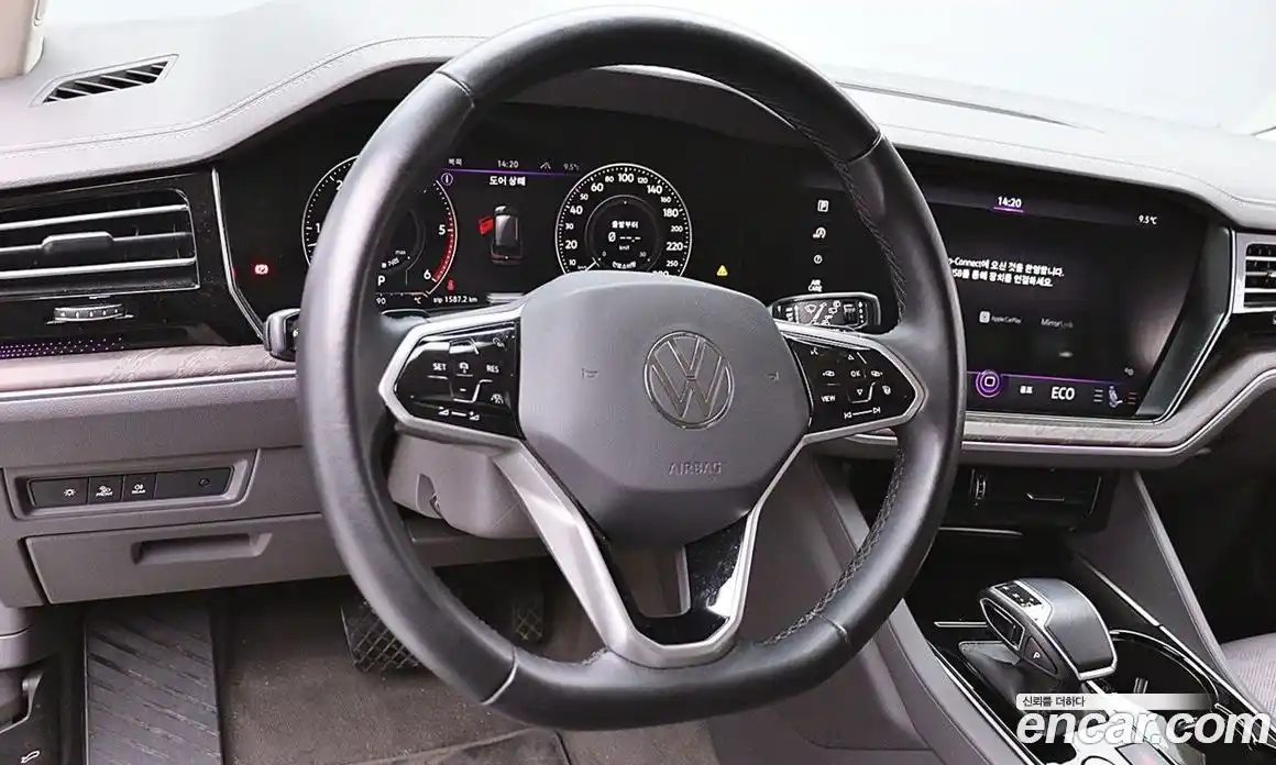 Volkswagen Touareg 2021 3.0 гидро в Москве № 334498, фото 13
